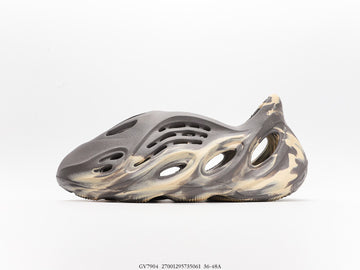 Foam Runner GV7904